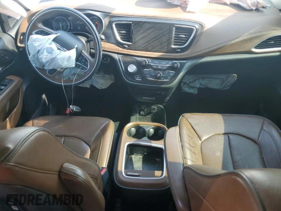 2017 Chrysler Pacifica Limited with VIN 2C4RC1GG4HR500560, listed as a Copart auction lot 59098685 with 92,817 mi miles and Clean title. Bid and sale history available at DreamBid. Image 8.