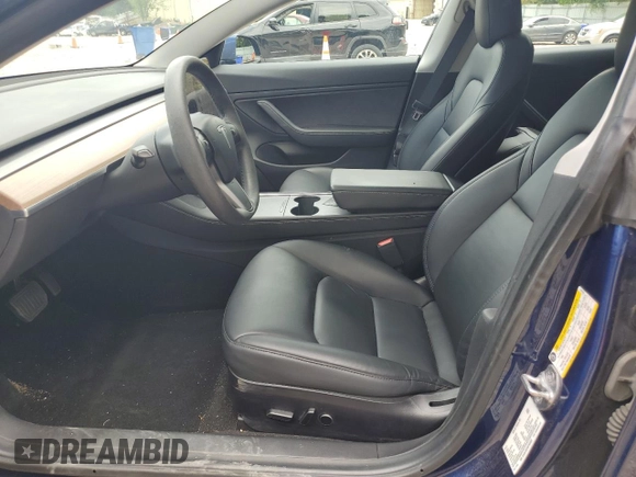 2021 Tesla Model 3 Long Range z VIN 5YJ3E1EB7MF906605, wystawiony jako Copart lot #55214665 z przebiegiem 101 182 mil mil oraz Szkoda całkowita • Salvage title. Historia ofert i sprzedaży dostępna na DreamBid. Obrazek 7.