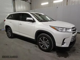 2019 Toyota Highlander SE with VIN 5TDKZRFHXKS556199, listed as a Copart auction lot 48882845 with 64,491 mi miles and Clean Title. Bid and sale history available at carsss.com. Image 4.