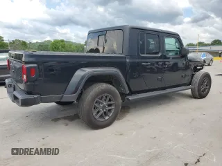 2024 Jeep Gladiator Sport S with VIN 1C6HJTAG7RL120930, listed as a Copart auction lot 55958815 with 7,828 mi miles and Salvage title. Bid and sale history available at DreamBid. Image 3.