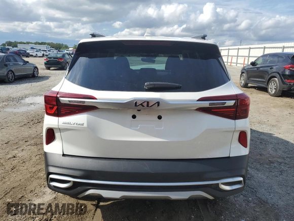 2023 Kia Seltos S z VIN KNDEU2AA6P7433546, wystawiony jako Copart lot #56454695 z przebiegiem 42 935 mil mil oraz Szkoda całkowita • Salvage title. Historia ofert i sprzedaży dostępna na DreamBid. Obrazek 6.