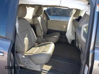 2017 Toyota Sienna XLE Auto Access Seat with VIN 5TDYZ3DC0HS836849, listed as a IAAI auction lot 41846570 with 158,056 mi miles and . Bid and sale history available at DreamBid. Image 8.