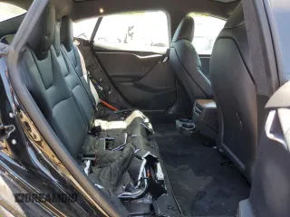 2021 Tesla Model S Long Range Plus z VIN 5YJSA1E29MF417453, wystawiony jako Copart lot #61480025 z przebiegiem 83 526 mil mil oraz Szkoda całkowita • Salvage title. Historia ofert i sprzedaży dostępna na DreamBid. Obrazek 10.