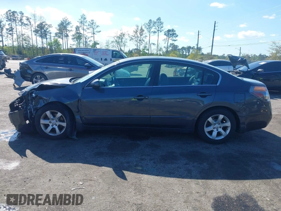 2008 Nissan Altima 2.5 with VIN 1N4AL21E58N559646, listed as a IAAI auction lot 41884370 with 152,337 mi miles. Bid and sale history available at carsss.com. Image 14.