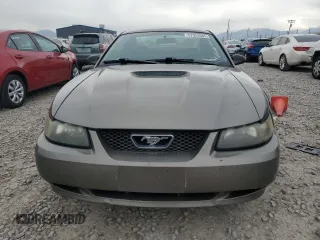 2001 Ford Mustang Standard with VIN 1FAFP40421F193076, listed as a Copart auction lot 57353585 with Not provided miles and Clean title. Bid and sale history available at DreamBid. Image 5.
