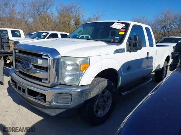 2015 Ford Super Duty F-250 SRW XLT with VIN 1FT7X2BT3FED17666, listed as a IAAI auction lot 41413915 with 87,618 mi miles. Bid and sale history available at carsss.com. Image 18.