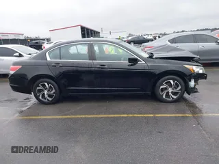 2012 Honda Accord SE z VIN 1HGCP2F65CA243271, wystawiony jako IAAI lot #41572504 z przebiegiem 117 228 mil mil oraz . Historia ofert i sprzedaży dostępna na DreamBid. Obrazek 13.