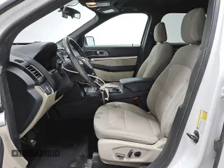 2018 Ford Explorer XLT with VIN 1FM5K7DH1JGC42552, listed as a Copart auction lot 53997525 with 159,515 mi miles and Clean Title. Bid and sale history available at DreamBid. Image 7.