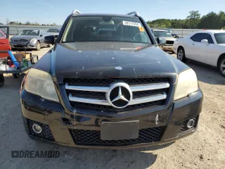 2010 Mercedes-Benz GLK 350 with VIN WDCGG8HBXAF294580, listed as a Copart auction lot 68317094 with 131,233 mi miles and Salvage Title. Bid and sale history available at DreamBid. Image 5.