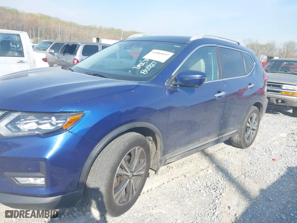 2017 Nissan Rogue S with VIN 5N1AT2MT7HC803227, listed as a IAAI auction lot 41889197 with 262,493 mi miles. Bid and sale history available at carsss.com. Image 17.
