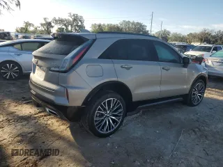 2024 Cadillac XT4 FWD Sport with VIN 1GYFZER49RF240140, listed as a Copart auction lot 78022704 with 401 mi miles and Salvage title. Bid and sale history available at DreamBid. Image 3.