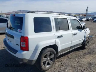 2017 Jeep Patriot 75th Anniversary with VIN 1C4NJRBBXHD170327, listed as a IAAI auction lot 41399495 with Not Provided miles and . Bid and sale history available at carsss.com. Image 4.