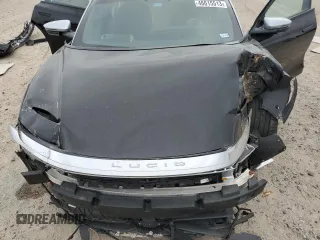 2022 Lucid Air Grand Touring z VIN 50EA1GBA9NA004271, wystawiony jako Copart lot #46615513 z przebiegiem Nie podano mil oraz Szkody całkowita. Historia ofert i sprzedaży dostępna na DreamBid. Obrazek 12.