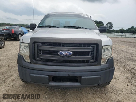 2014 Ford F-150 XL with VIN 1FTMF1CM9EKF29947, listed as a Copart auction lot 57412785 with 250,470 mi miles and Salvage title. Bid and sale history available at DreamBid. Image 5.