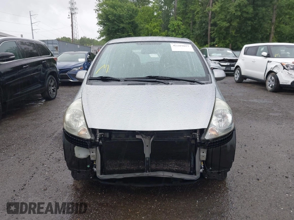 2007 Honda Fit Sport z VIN JHMGD38647S049521, wystawiony jako IAAI lot #42289057 z przebiegiem 130 434 mil mil oraz . Historia ofert i sprzedaży dostępna na DreamBid. Obrazek 12.