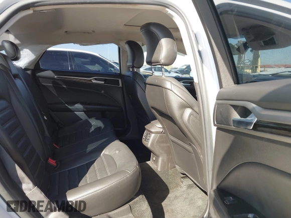2016 Ford Fusion SE with VIN 3FA6P0HD4GR384880, listed as a IAAI auction lot 41663361 with 125,352 mi miles. Bid and sale history available at carsss.com. Image 8.