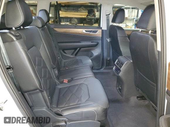 2025 Volkswagen Atlas SE with VIN 1V2HR2CA5SC503516, listed as a Copart auction lot 51640035 with 10,439 mi miles and Clean title. Bid and sale history available at DreamBid. Image 11.