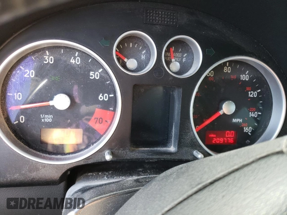 2002 Audi TT with VIN TRUWC28N521038985, listed as a Copart auction lot 82837794 with 209,776 mi miles and Salvage Title. Bid and sale history available at carsss.com. Image 9.