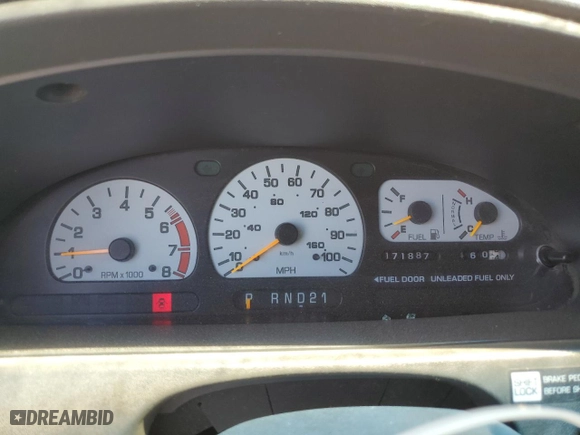 1999 Nissan Quest GXE with VIN 4N2XN11T1XD821204, listed as a Copart auction lot 69671334 with 171,887 mi miles and Salvage Title. Bid and sale history available at carsss.com. Image 9.