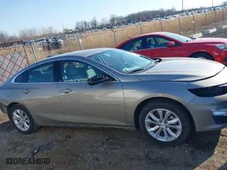 2022 Chevrolet Malibu LT with VIN 1G1ZD5ST7NF154833, listed as a IAAI auction lot 42063677 with 107,804 mi miles. Bid and sale history available at carsss.com. Image 13.