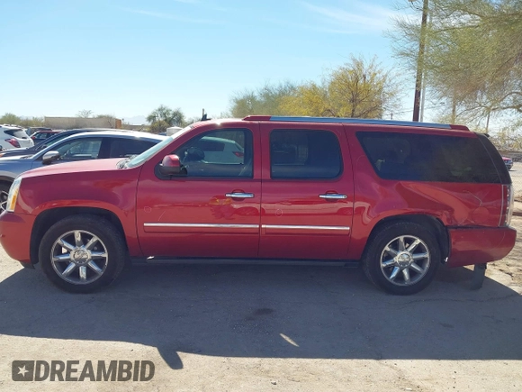 2014 GMC Yukon XL Denali with VIN 1GKS2MEF0ER219409, listed as a IAAI auction lot 41652010 with 184,171 mi miles. Bid and sale history available at carsss.com. Image 14.