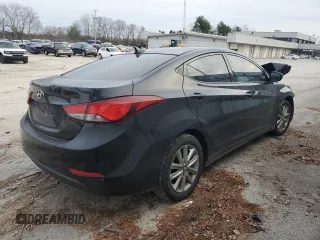 2015 Hyundai Elantra SE z VIN 5NPDH4AE4FH617845, wystawiony jako Copart lot #84423864 z przebiegiem Nie podano mil oraz Nie do naprawy. Historia ofert i sprzedaży dostępna na DreamBid. Obrazek 3.