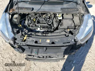 2019 Ford Escape SE with VIN 1FMCU0GD3KUA30594, listed as a Copart auction lot 45931195 with 101,119 mi miles and Salvage Title. Bid and sale history available at carsss.com. Image 14.