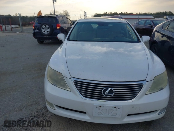 2009 Lexus LS 460 с VIN JTHCL46F095002661, выставлен на аукционе IAAI как лот 41873060 с пробегом 260 882 миль миль и . История ставок и продаж доступна на DreamBid. Изображение 6.