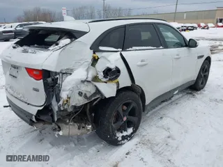 2019 Jaguar F-PACE 25t Premium with VIN SADCJ2FX2KA609389, listed as a IAAI auction lot 41001997 with 85,625 mi miles. Bid and sale history available at carsss.com. Image 4.