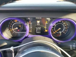 2018 Jeep Wrangler Unlimited Sahara with VIN 1C4HJXEN3JW197225, listed as a Copart auction lot 47319415 with 71,442 mi miles and Salvage Title. Bid and sale history available at carsss.com. Image 9.