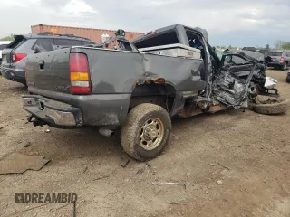 2002 Chevrolet Silverado 1500HD LS z VIN 1GCGC13U22F161668, wystawiony jako Copart lot #53289994 z przebiegiem Nie podano mil oraz Szkoda całkowita • Salvage title. Historia ofert i sprzedaży dostępna na DreamBid. Obrazek 3.