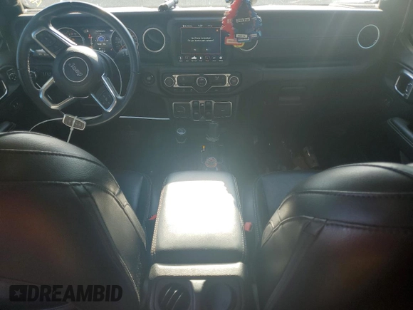 2021 Jeep Gladiator Overland z VIN 1C6HJTFG8ML554582, wystawiony jako Copart lot #50268395 z przebiegiem 78 738 mil mil oraz Czysty tytuł • Clean title. Historia ofert i sprzedaży dostępna na DreamBid. Obrazek 10.