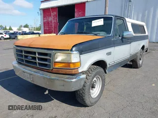 1995 Ford F-250 с VIN 2FTHF25H9SCA43128, выставлен на аукционе IAAI как лот 42374970 с пробегом Не указан миль и . История ставок и продаж доступна на DreamBid. Изображение 2.