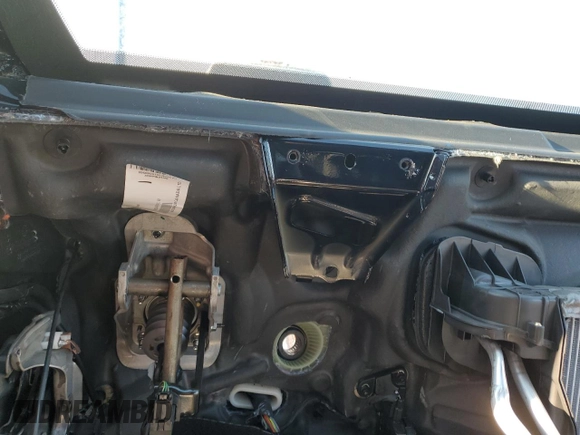 2024 Dodge Durango R/T Plus with VIN 1C4SDJCT5RC157477, listed as a Copart auction lot 43207225 with Not provided miles and Non repairable. Bid and sale history available at DreamBid. Image 9.