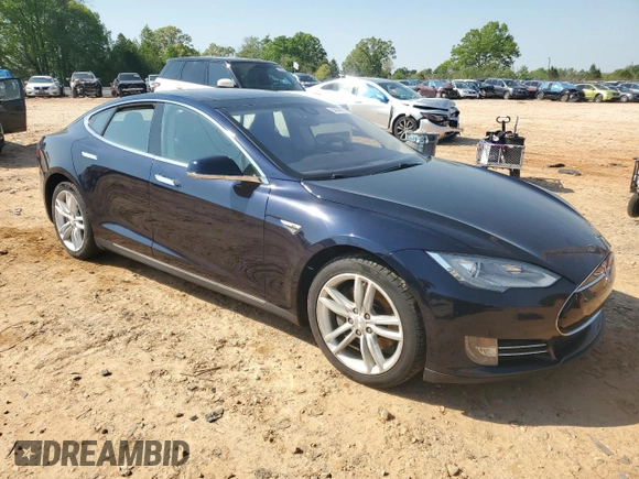 2014 Tesla Model S 60 with VIN 5YJSA1S11EFP56866, listed as a Copart auction lot 53020975 with 149,408 mi miles and Clean Title. Bid and sale history available at DreamBid. Image 4.