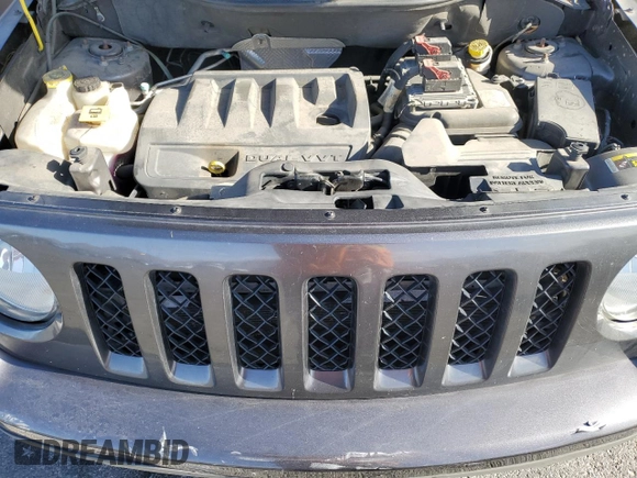 2016 Jeep Patriot Sport z VIN 1C4NJRBB5GD657160, wystawiony jako Copart lot #54567205 z przebiegiem 122 198 mil mil oraz Szkoda całkowita • Salvage title. Historia ofert i sprzedaży dostępna na DreamBid. Obrazek 14.
