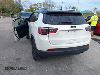 2018 Jeep Compass Latitude with VIN 3C4NJCBB1JT408465, listed as a IAAI auction lot 41350902 with 79,565 mi miles and . Bid and sale history available at DreamBid. Image 11.
