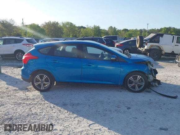 2014 Ford Focus SE with VIN 1FADP3K21EL403591, listed as a IAAI auction lot 42031946 with 132,630 mi miles. Bid and sale history available at carsss.com. Image 14.