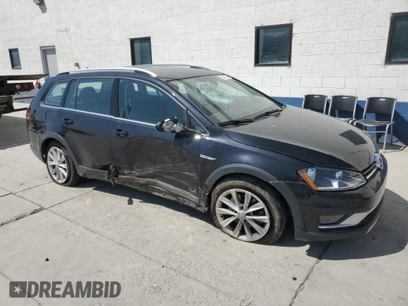 2017 Volkswagen Golf S с VIN 3VWH17AU7HM544009, выставлен на аукционе Copart как лот 59545755 с пробегом 52 371 миль миль и Списание • Salvage title. История ставок и продаж доступна на DreamBid. Изображение 4.