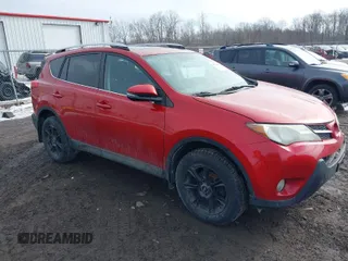 2014 Toyota RAV4 XLE with VIN 2T3RFREV6EW135095, listed as a IAAI auction lot 41706521 with 135,631 mi miles. Bid and sale history available at carsss.com. Image 1.