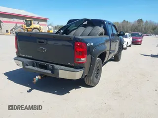 2007 Chevrolet Silverado 1500 1LT with VIN 1GCEK19C87Z550457, listed as a IAAI auction lot 42167510 with 191,185 mi miles and . Bid and sale history available at DreamBid. Image 4.