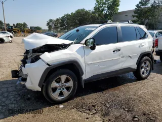 2019 Toyota RAV4 XLE with VIN 2T3P1RFV8KW074008, listed as a Copart auction lot 57839345 with 76,088 mi miles and Clean title. Bid and sale history available at DreamBid. Image 1.