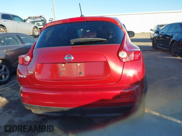 2011 Nissan Juke SL with VIN JN8AF5MR6BT021630, listed as a IAAI auction lot 40977169 with 83,909 mi miles. Bid and sale history available at carsss.com. Image 16.