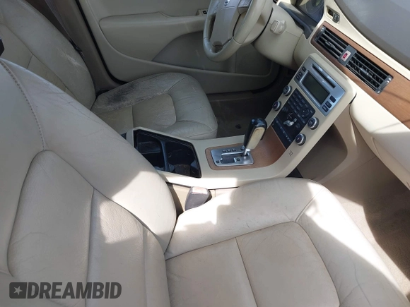 2008 Volvo S80 3.2L with VIN YV1AS982481081450, listed as a IAAI auction lot 41913465 with 253,666 mi miles and . Bid and sale history available at DreamBid. Image 5.