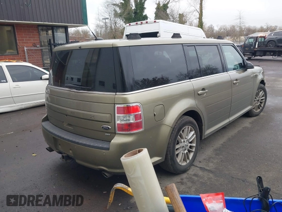 2013 Ford Flex SEL with VIN 2FMHK6C87DBD15704, listed as a IAAI auction lot 41581765 with 152,041 mi miles. Bid and sale history available at carsss.com. Image 4.