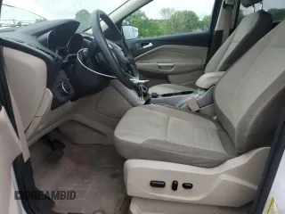 2016 Ford Escape SE with VIN 1FMCU9GX8GUB62515, listed as a Copart auction lot 55551355 with 160,606 mi miles and Clean Title. Bid and sale history available at DreamBid. Image 7.