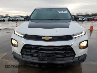 2021 Chevrolet TrailBlazer LS with VIN KL79MMS23MB034104, listed as a Copart auction lot 43014515 with 43,506 mi miles and Salvage Title. Bid and sale history available at carsss.com. Image 5.