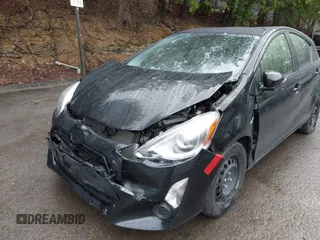 2015 Toyota Prius One z VIN JTDKDTB30F1101631, wystawiony jako IAAI lot #42331068 z przebiegiem 156 631 mil mil oraz . Historia ofert i sprzedaży dostępna na DreamBid. Obrazek 6.
