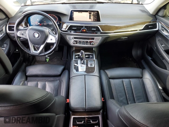 2020 BMW 7 Series 740i with VIN WBA7T2C01LGL17386, listed as a Copart auction lot 49496215 with 44,801 mi miles and Salvage title. Bid and sale history available at DreamBid. Image 8.