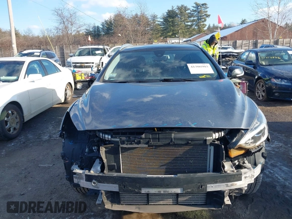 2019 Infiniti QX30 Luxe z VIN SJKCH5CR0KA008896, wystawiony jako IAAI lot #41306903 z przebiegiem 37 459 mil mil oraz . Historia ofert i sprzedaży dostępna na DreamBid. Obrazek 13.